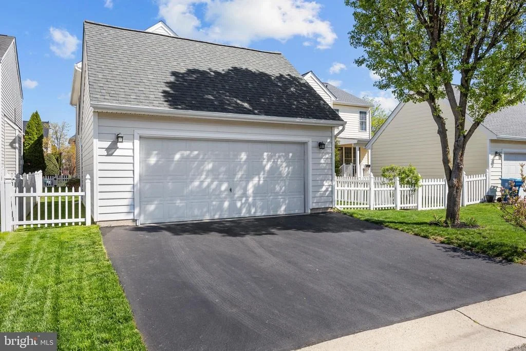 Photo of 42583 PELICAN DRIVE