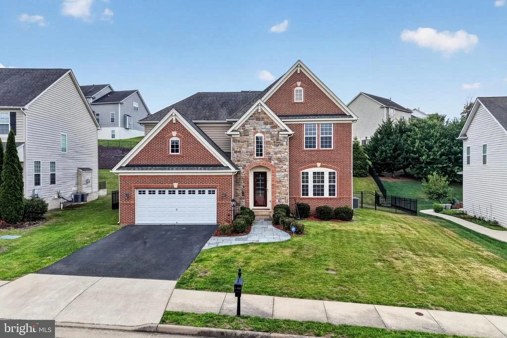 Photo of 141 COACHMAN CIRCLE