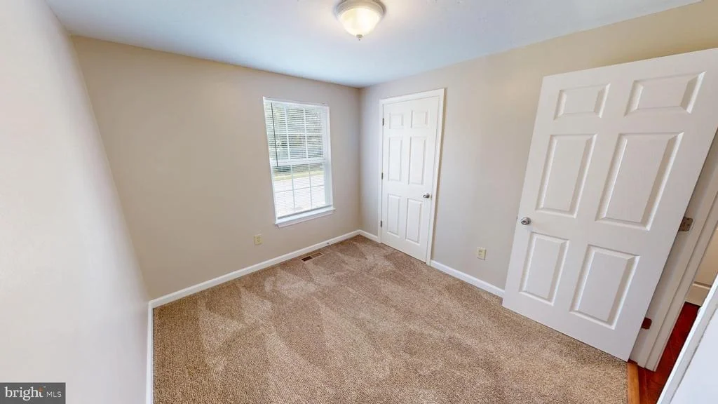 Photo of 1180 BANNISTER CIRCLE