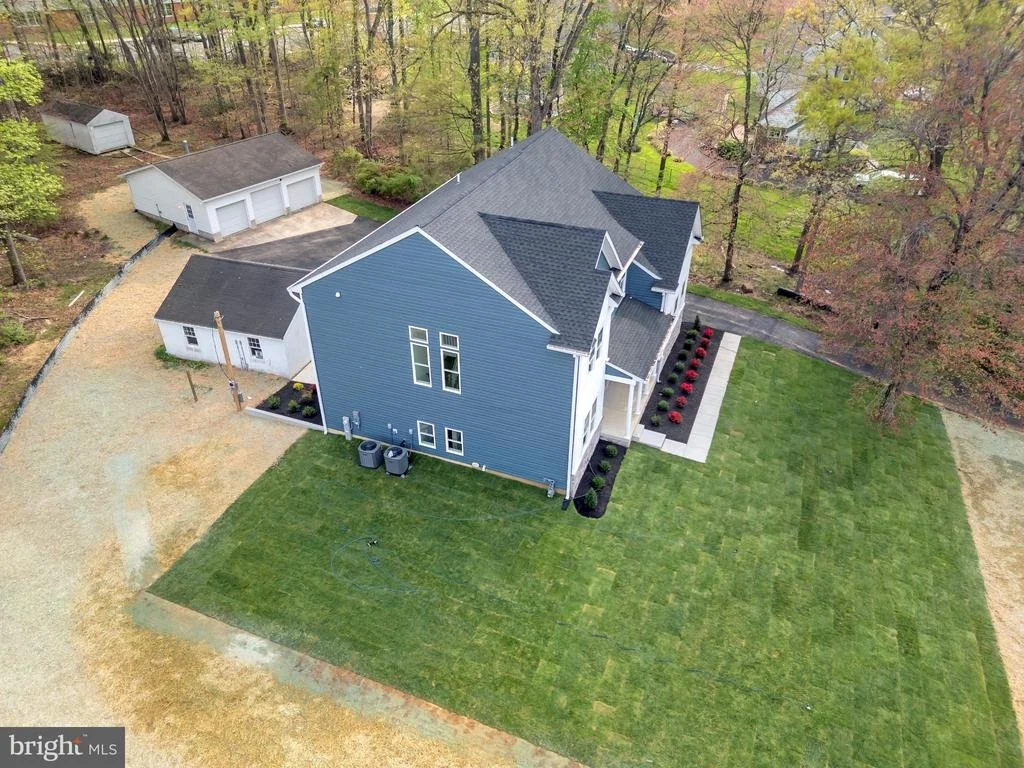 Photo of 413 TRIMBLE ROAD