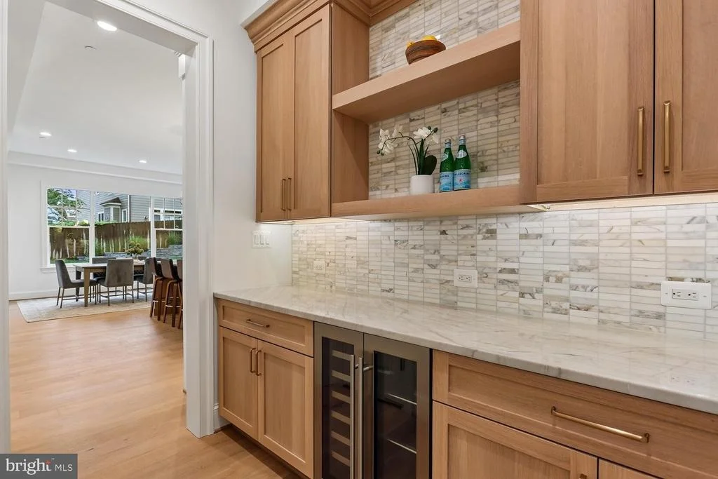 Photo of 6217 PLAINVIEW ROAD