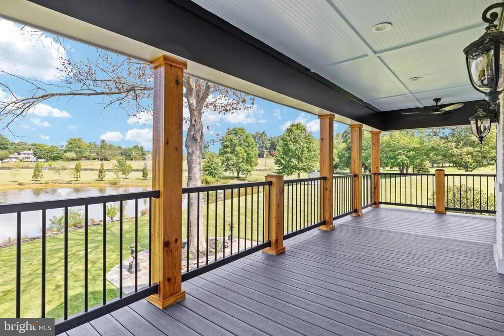 Photo of 19427 ROLLING HILLS DRIVE
