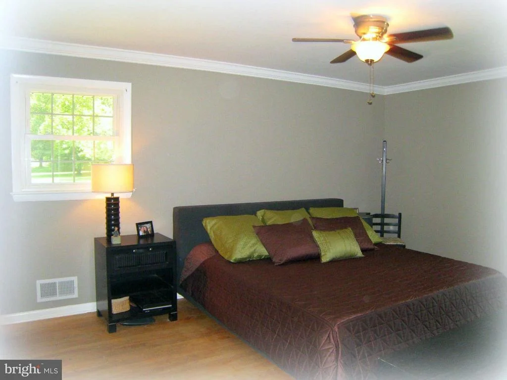 Photo of 8216 GLENDALE DRIVE