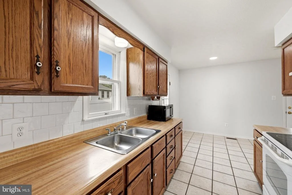 Photo of 303 HACKBERRY DRIVE