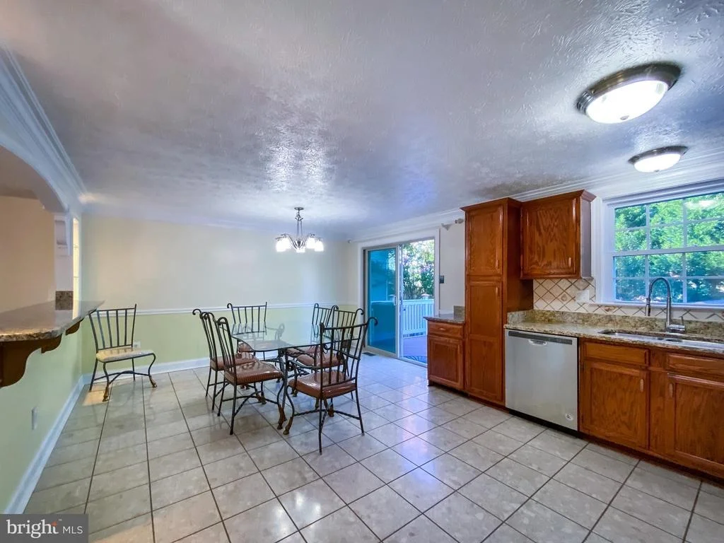 Photo of 233 SAVAGE ROAD