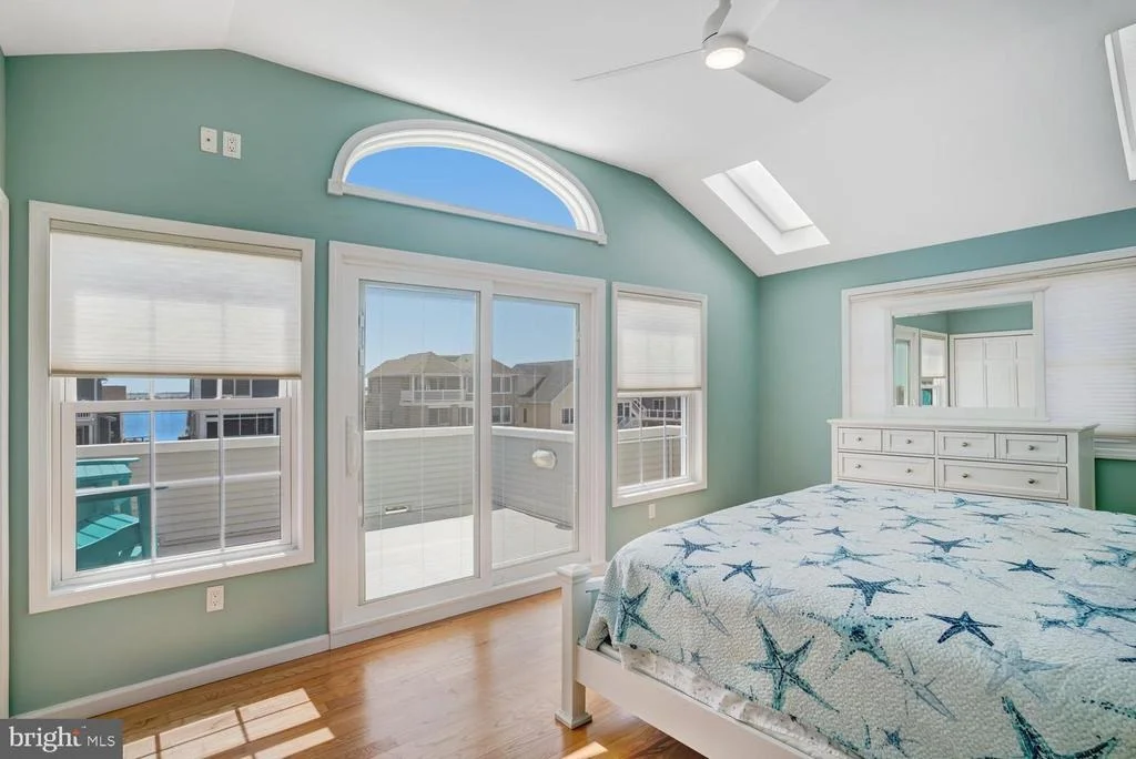Photo of 20 CARROLL AVENUE