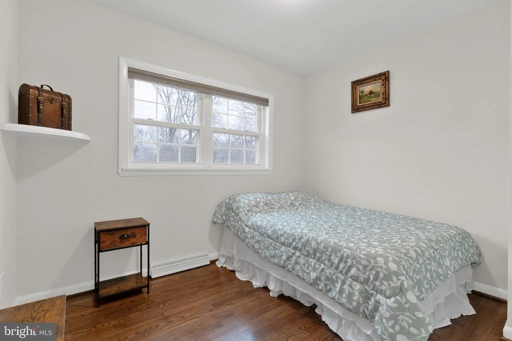 Photo of 1029 BROADVIEW ROAD