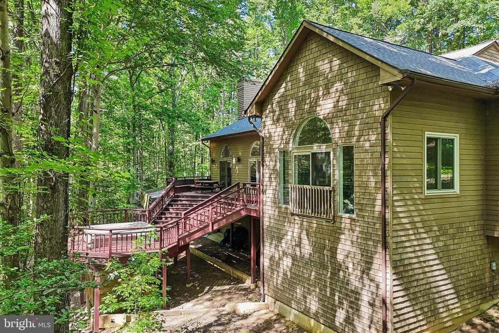 Photo of 810 GOVERNOR BRIDGE ROAD