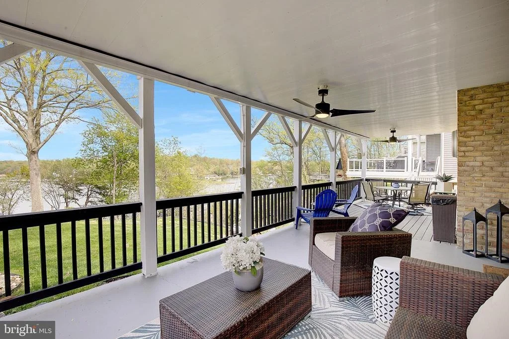 Photo of 1164 OAK VIEW DRIVE