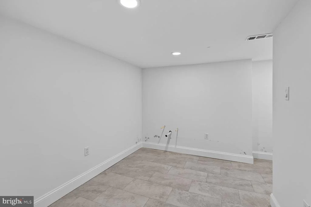 Photo of 1227 44TH PLACE SE