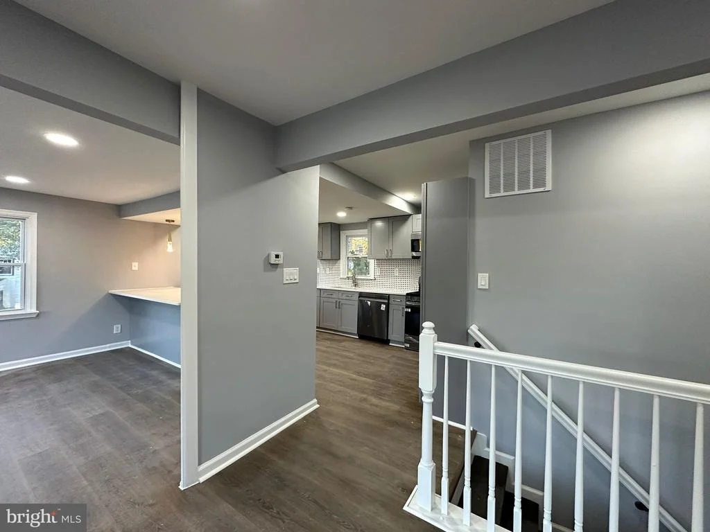 Photo of 4103 MAPLE