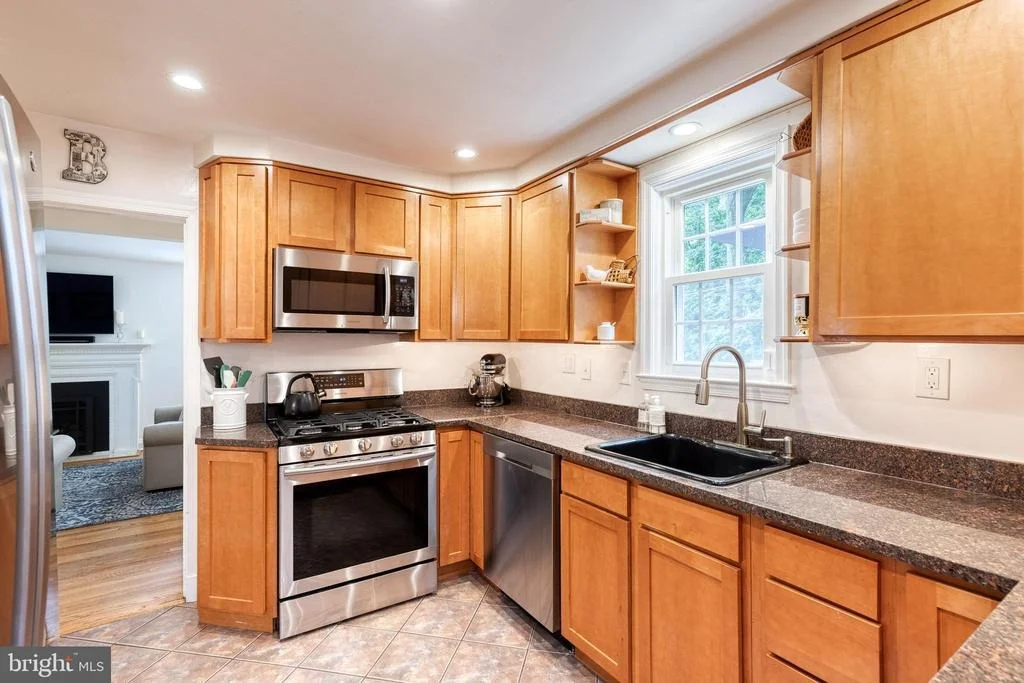 Photo of 533 BROOK ROAD