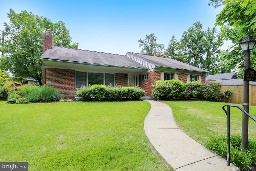 Photo of 9315 HARVEY ROAD