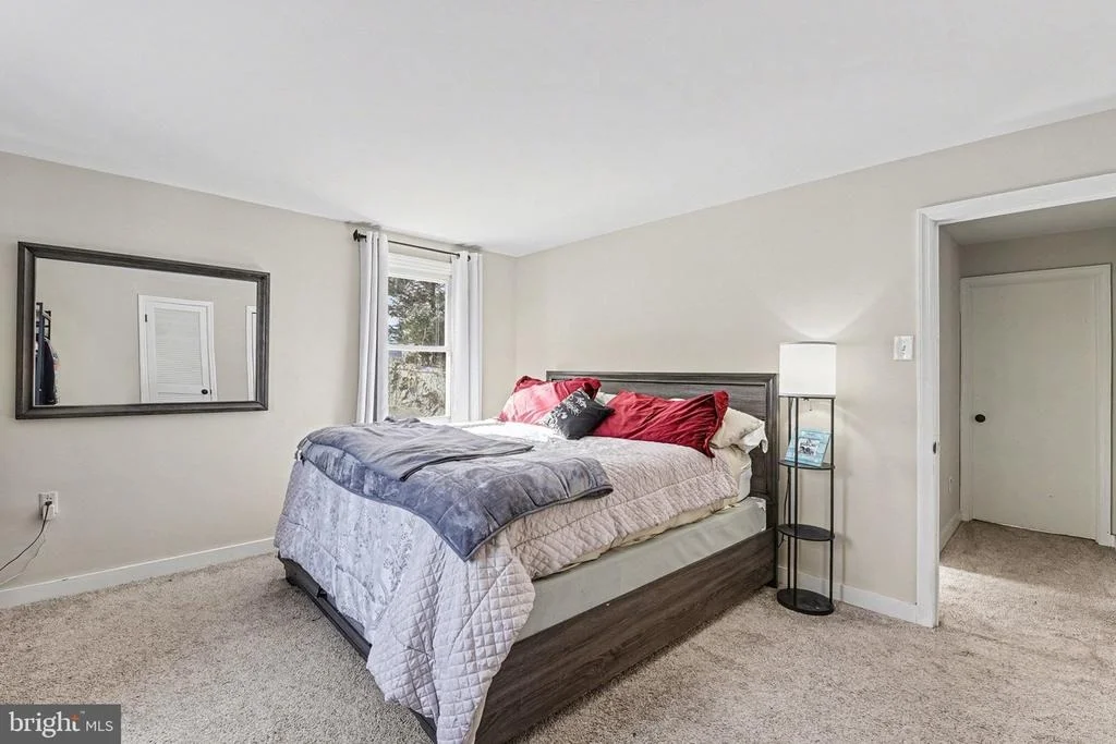 Photo of 3 MARBETH HILL