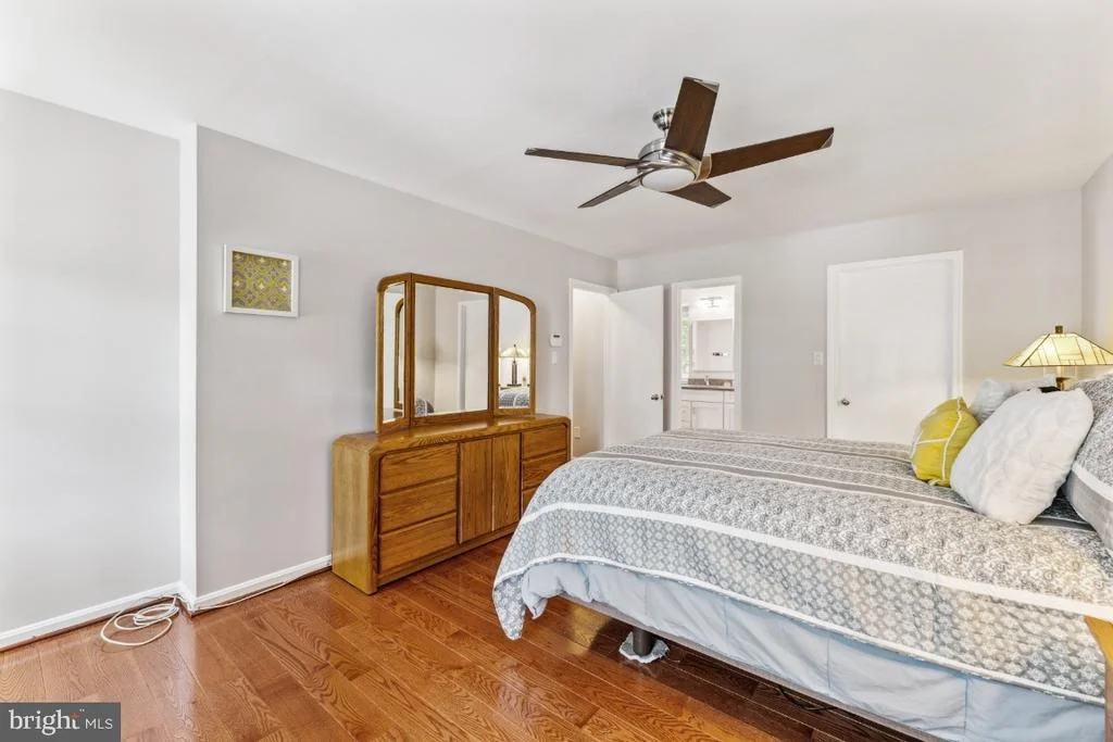 Photo of 7313 LANGSFORD COURT