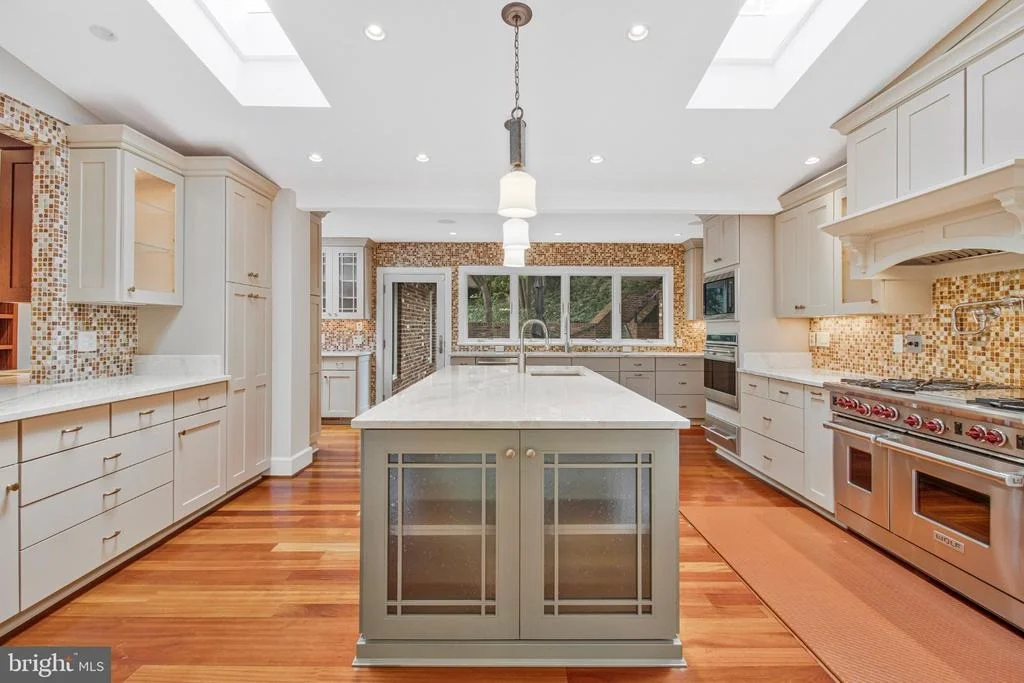 Photo of 1753 ARMY NAVY DRIVE