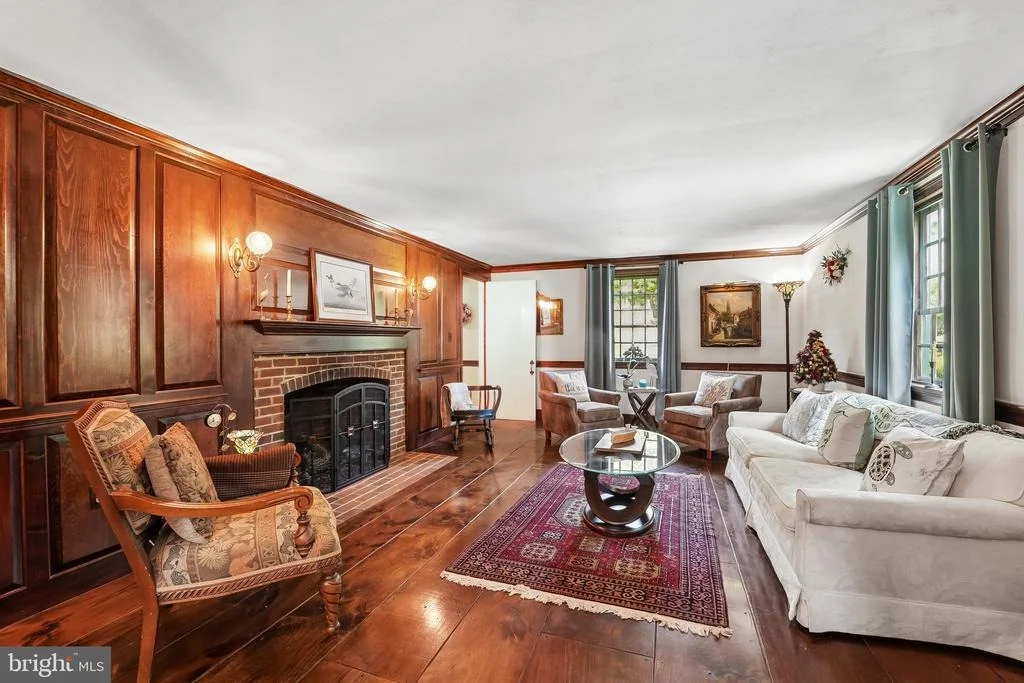 Photo of 355 BROADVIEW LANE