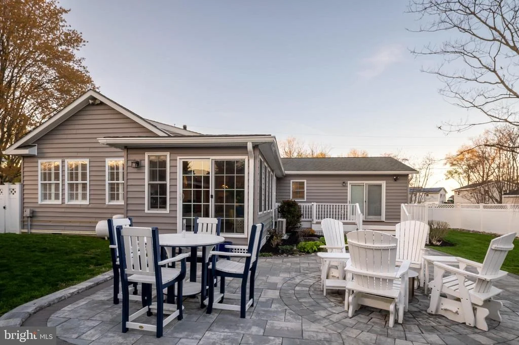 Photo of 1535 RIDGELY DRIVE