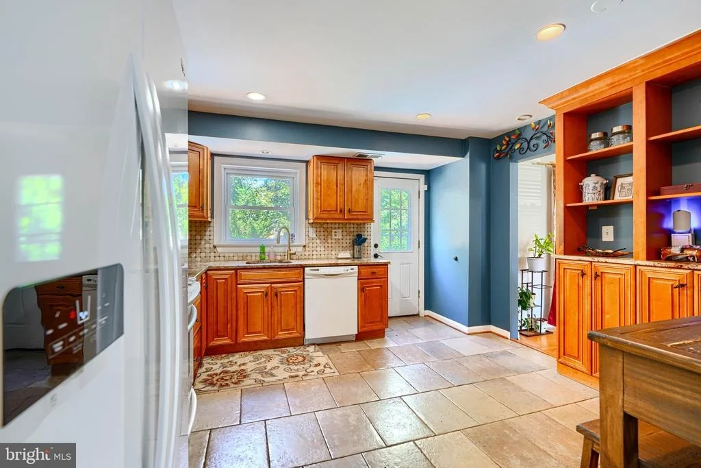 Photo of 10708 WOODSDALE DRIVE