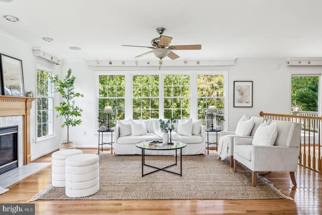 Photo of 1037 LINDFIELD DRIVE