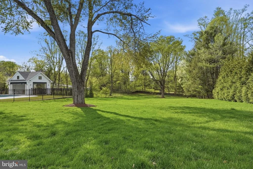 Photo of 10712 LOCKLAND ROAD