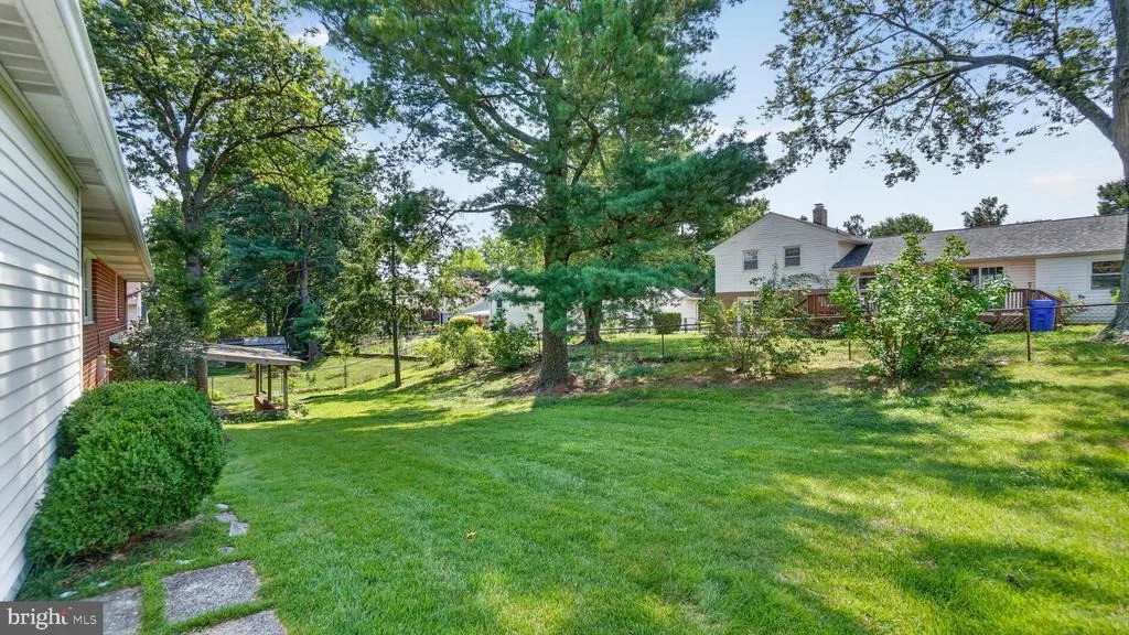 Photo of 3131 CASTLELEIGH ROAD