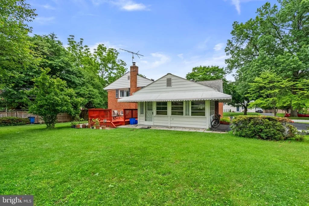 Photo of 807 SNIDER LANE