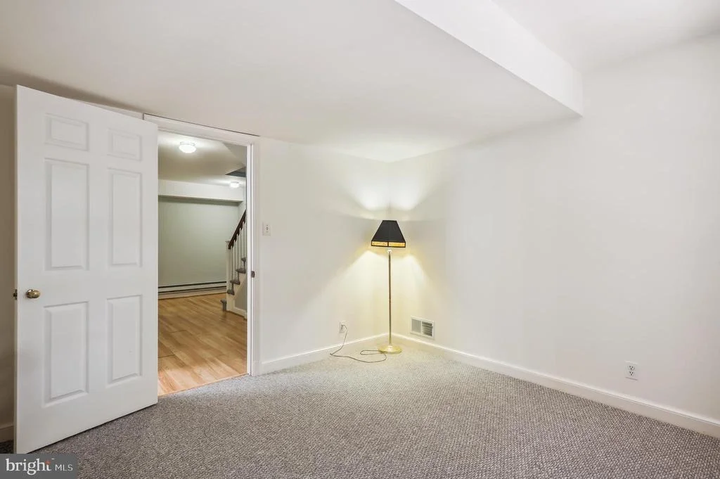 Photo of 8217 WINDSOR VIEW TERRACE