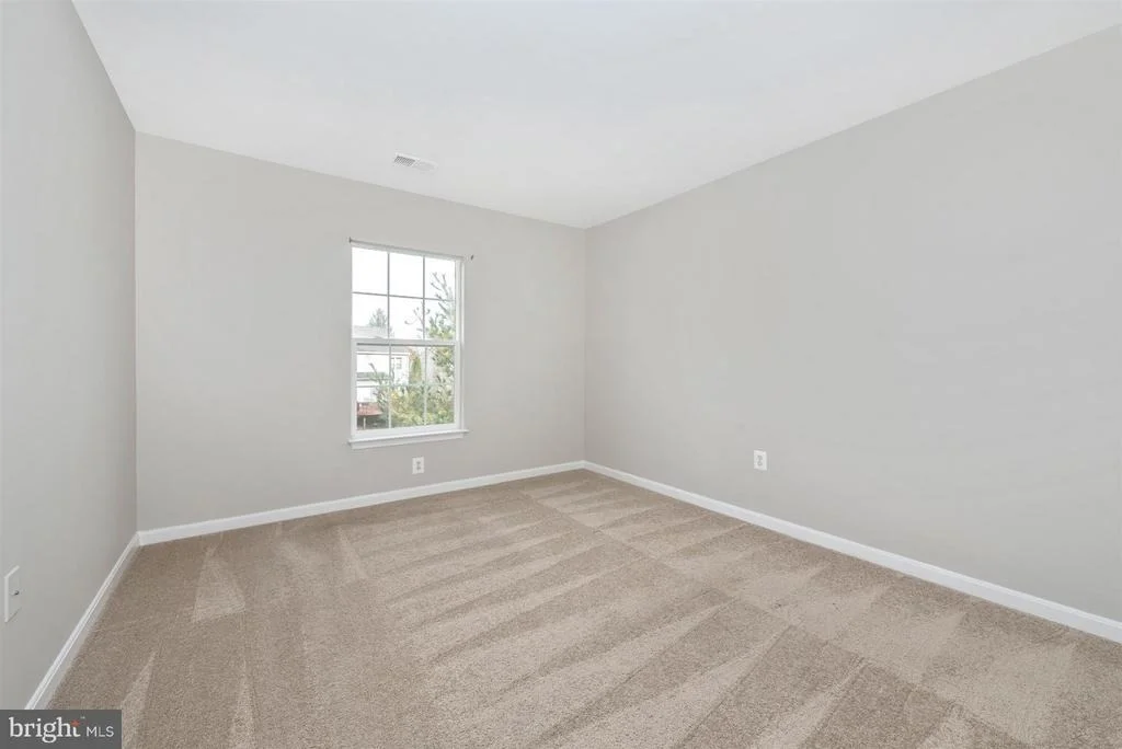 Photo of 606 BUSHYTAIL DRIVE