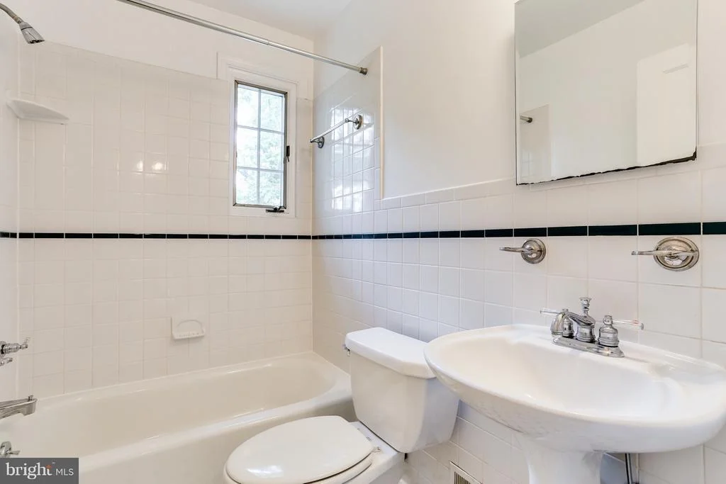 Photo of 514 KERWIN ROAD