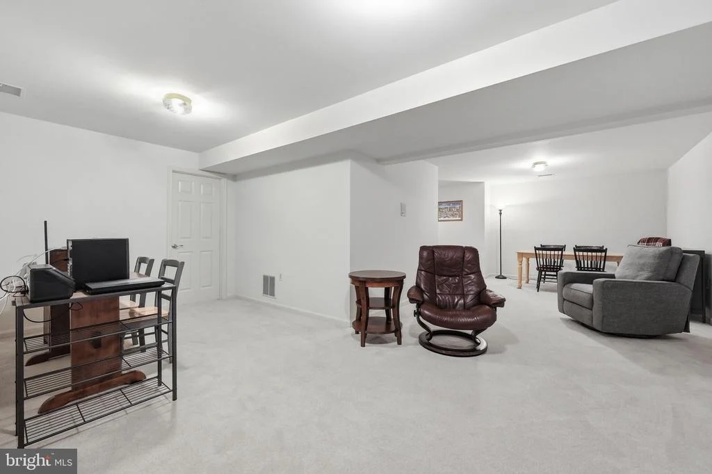 Photo of 1019 CHINABERRY DRIVE