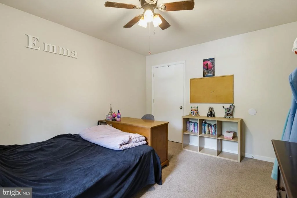 Photo of 2501 YORK COURT