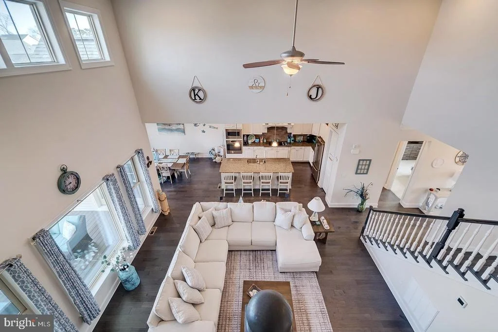 Photo of 38555 GOLDFINCH LANE
