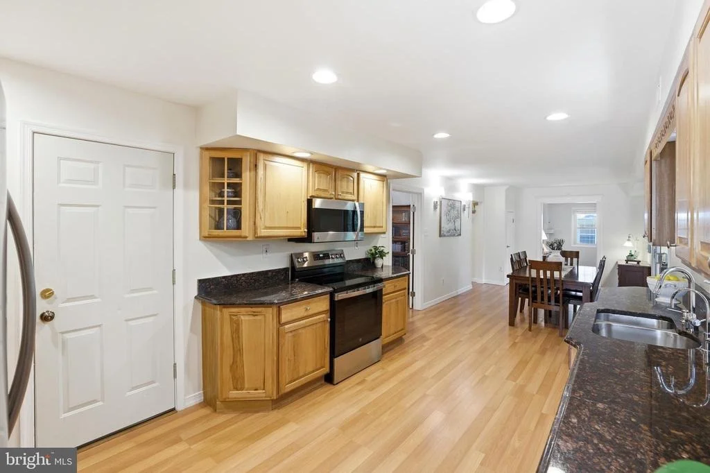Photo of 1703 CROFTON PARKWAY