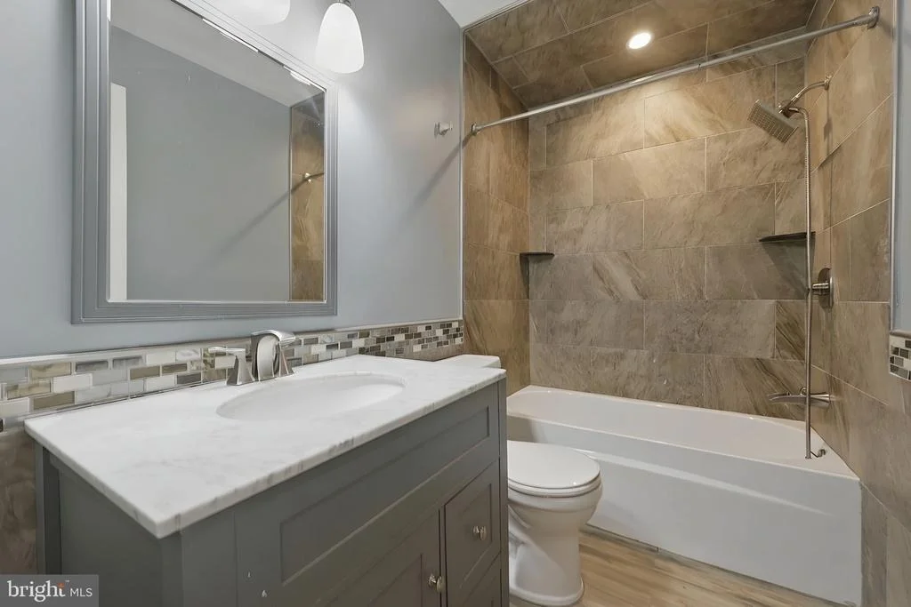 Photo of 302 WINDSOR LANE