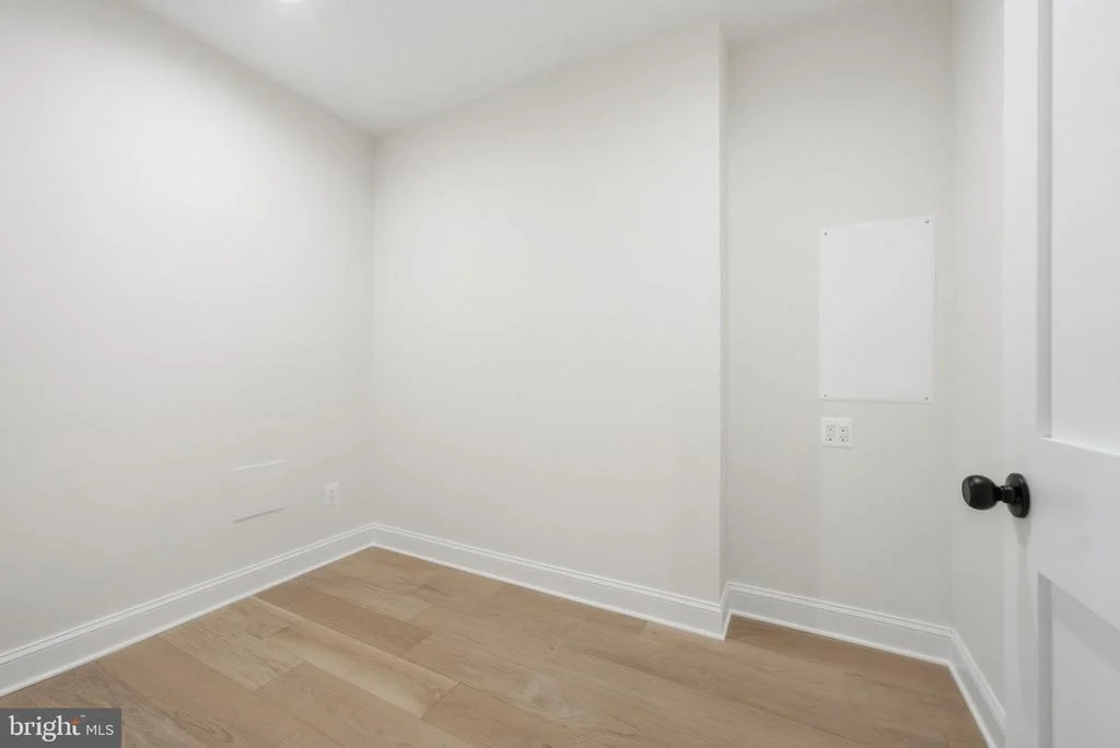Photo of 3400 SAYLOR PLACE