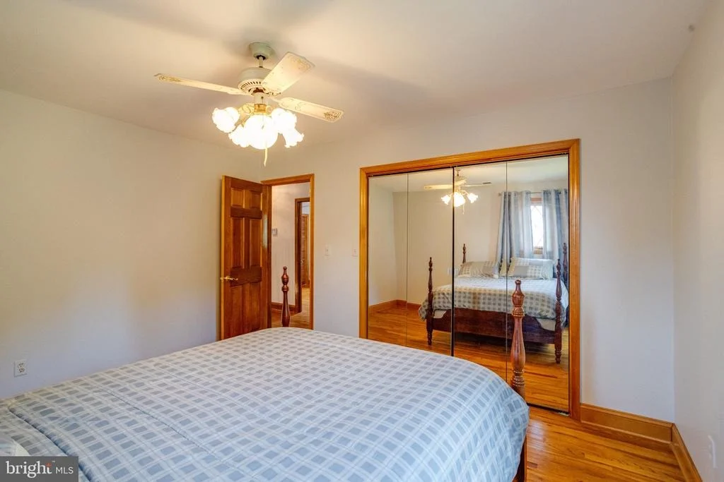 Photo of 2300 KINGS ARMS DRIVE