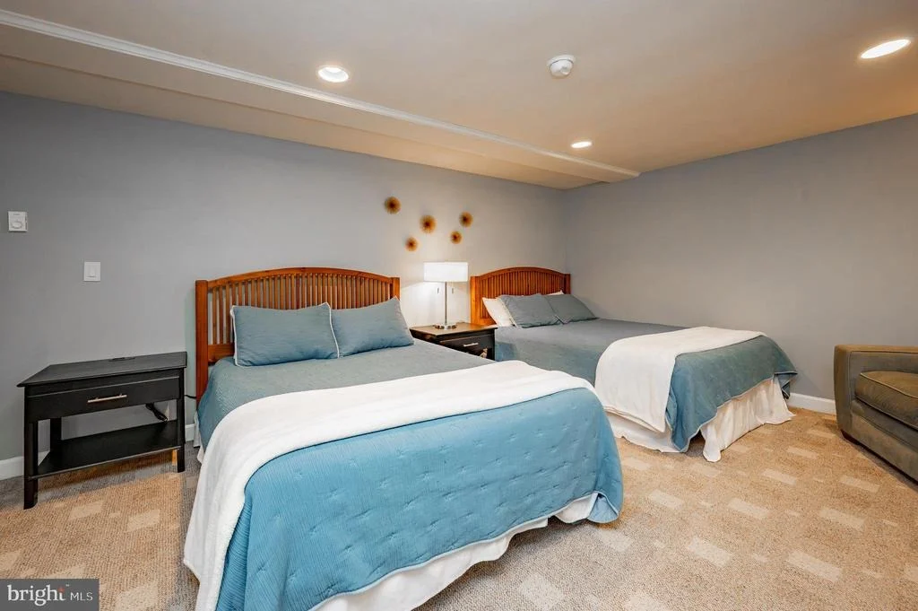 Photo of 106 LODGE CIRCLE