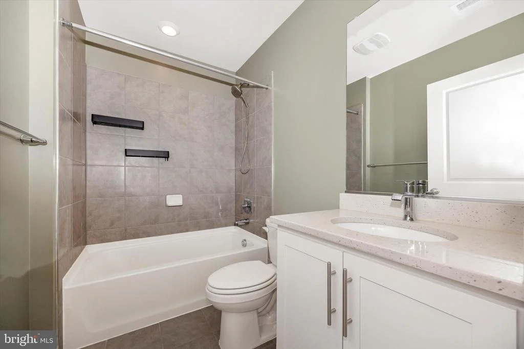 Photo of 270 ENSEMBLE WAY