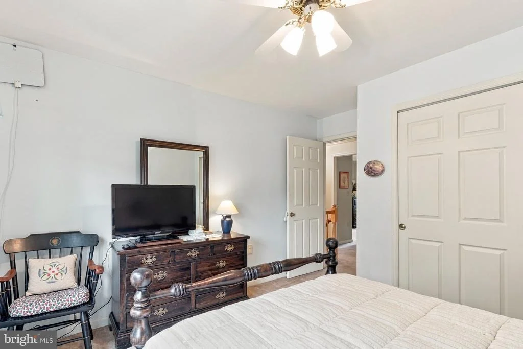 Photo of 1316 SUMMERFIELD DRIVE