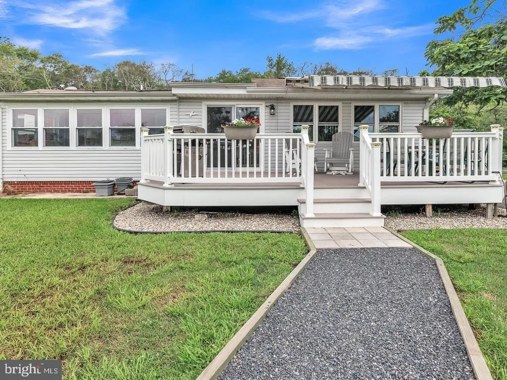 Photo of 18 BEACON DRIVE
