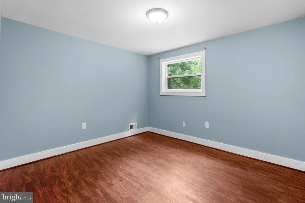 Photo of 5010 THUMAN DRIVE