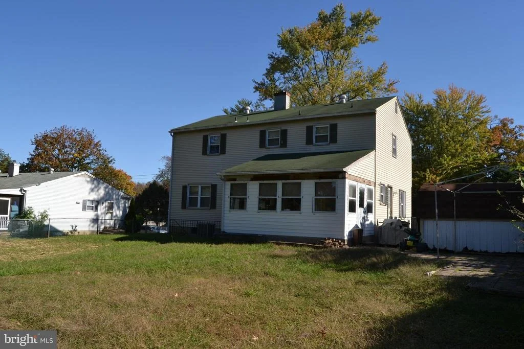 Photo of 1310 N ROLLING ROAD