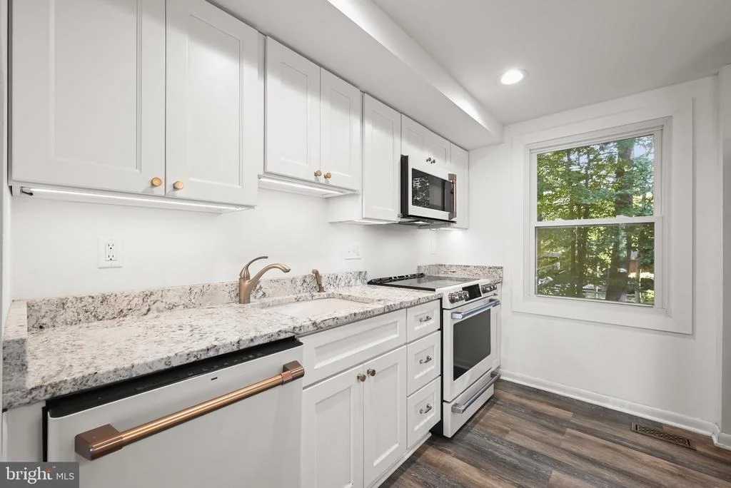 Photo of 5428 HIGH TOR HILL