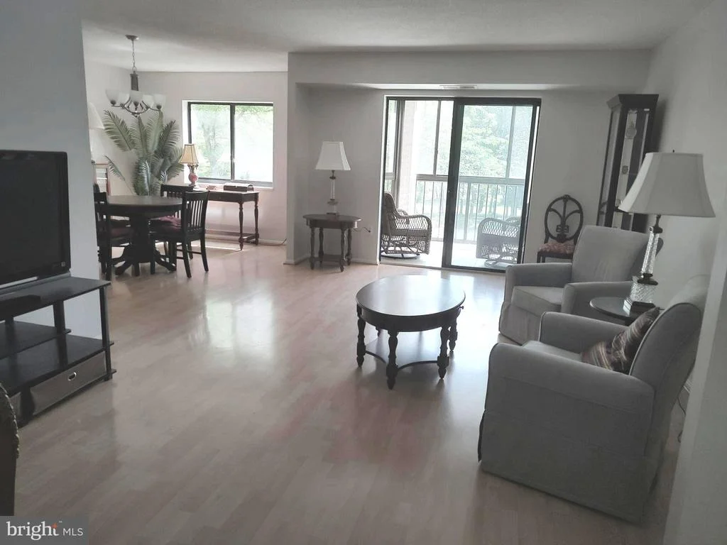 Photo of Unit 2302 at 15107 INTERLACHEN DRIVE