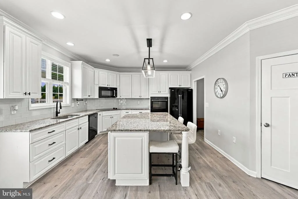 Photo of 194 STATICE DRIVE