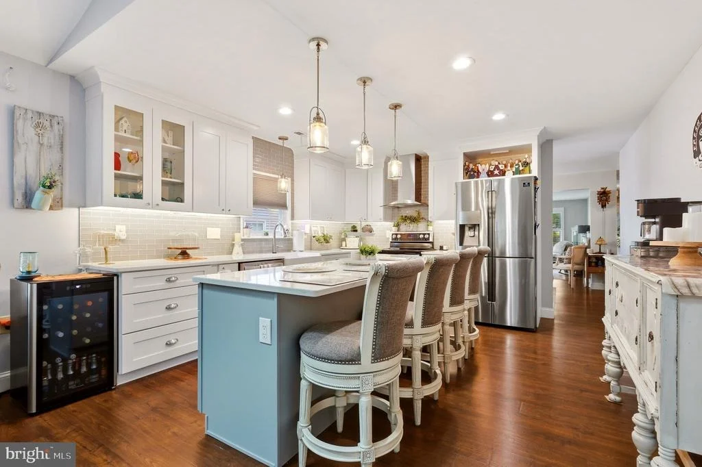 Photo of 18 BUCKINGHAM DRIVE