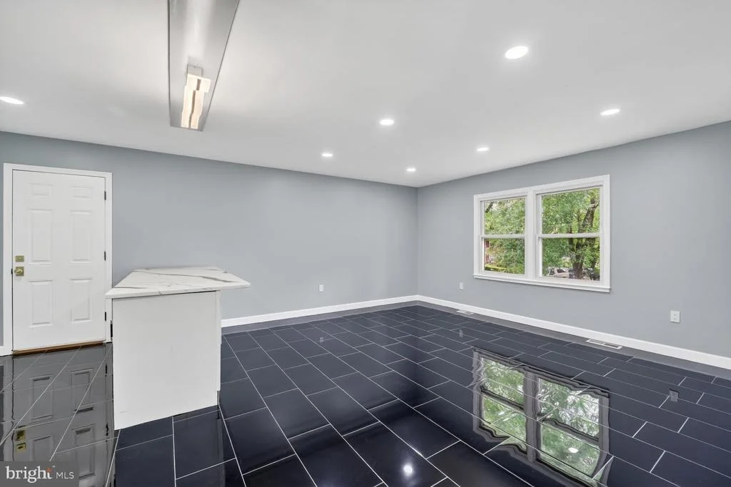 Photo of 3604 HALLOWAY N