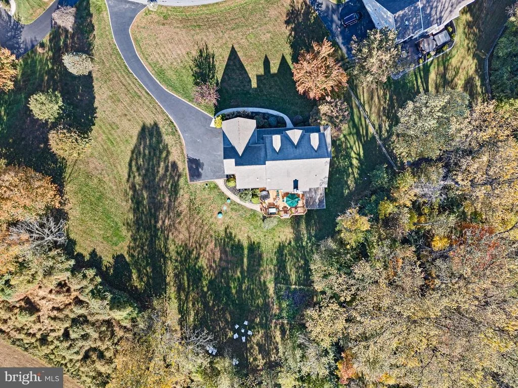 Photo of 116 WATERFALL LANE