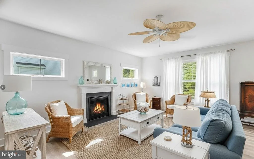 Photo of 16454 FOUR LEAF DRIVE